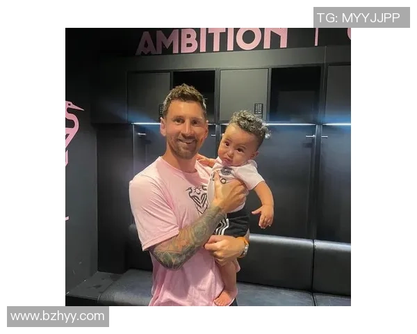 足球明星甜蜜公布恋情视频引发粉丝热议感动瞬间曝光