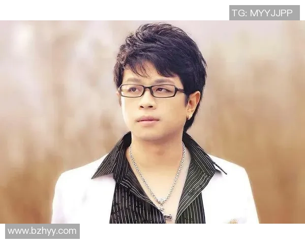 王强专访:从青涩少年到足球明星的成长之路回顾 王强专访:从青涩少年到足球明星的成长之路回顾